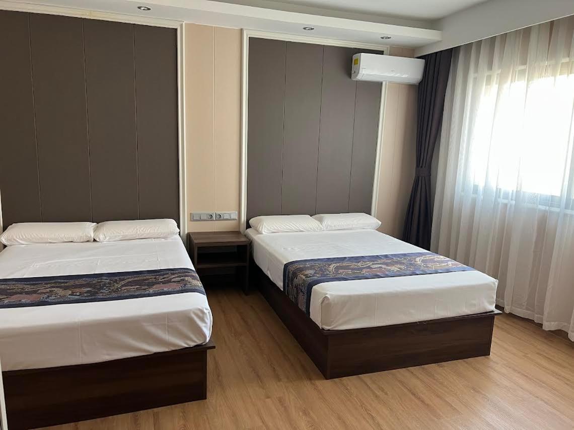 Hotel Nueva Europa 토르뎀바라 외부 사진