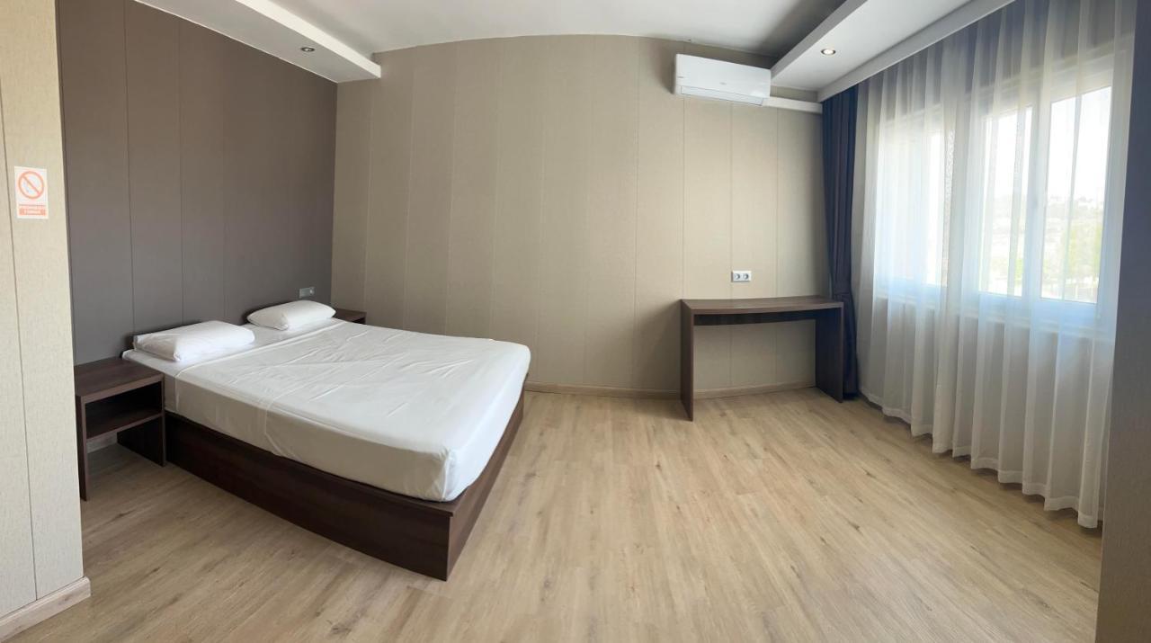 Hotel Nueva Europa 토르뎀바라 외부 사진