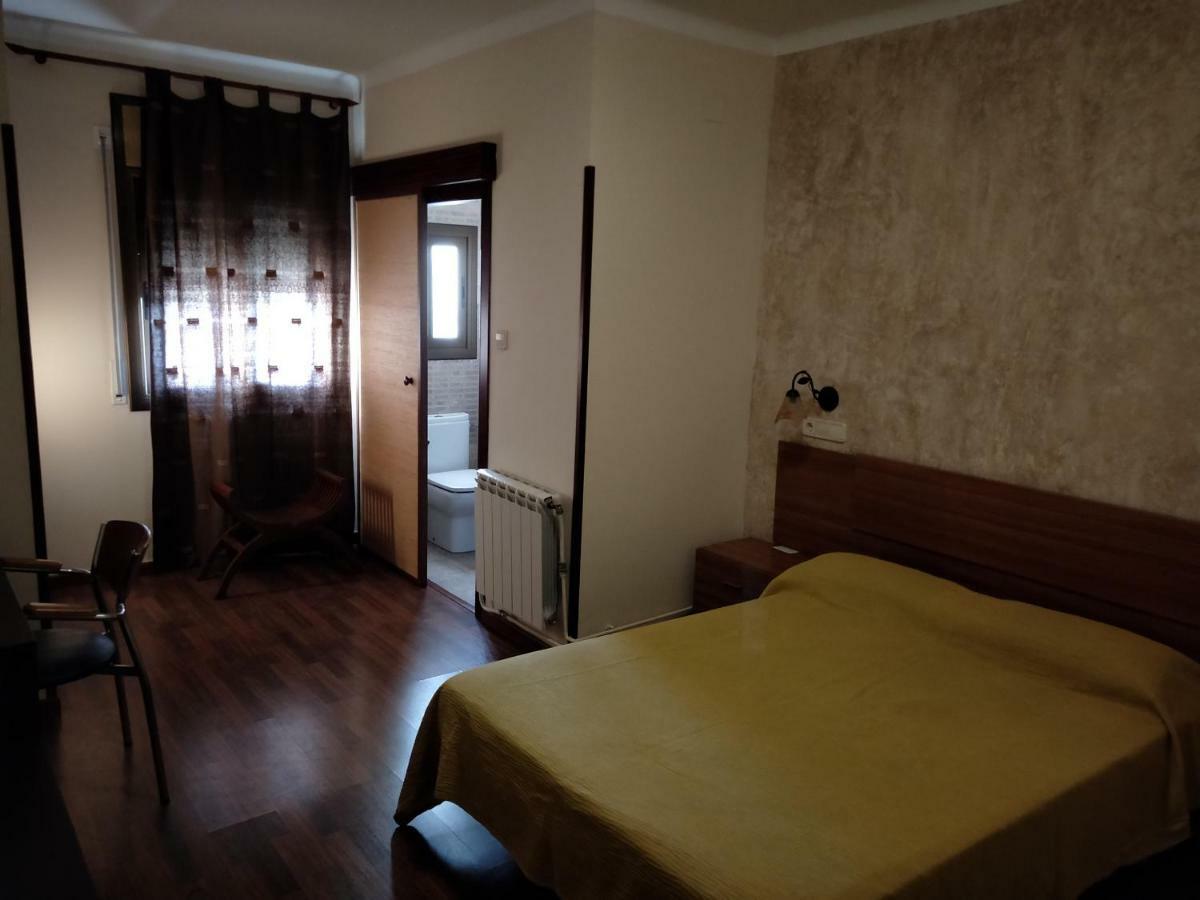 Hotel Nueva Europa 토르뎀바라 외부 사진