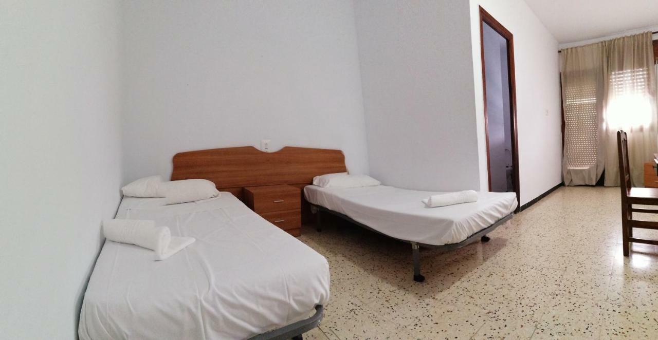 Hotel Nueva Europa 토르뎀바라 외부 사진